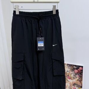 Nike Black Cargo Trousers